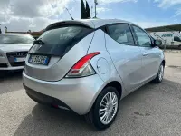Usata Lancia Ypsilon Gold 95 CV (69 kW) 2013 Grigio Utilitaria