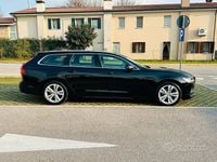 Usata Volvo V90 Momentum 150 CV (110 kW) 2020 Nero Station wagon