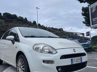 Usata Fiat Punto Lounge 77 CV (56 kW) 2013 Utilitaria