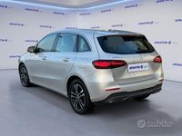 Usata Mercedes B250e Advanced 218 CV (160 kW) 2023 Argento Monovolume