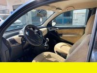 Usata Lancia Ypsilon 60 CV (44 kW) 2004 Nero Utilitaria