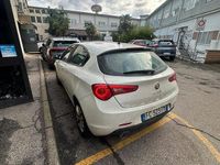 Usata Alfa Romeo Giulietta Distinctive 120 CV (88 kW) 2016 Bianco Berlina