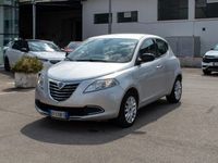 usata Lancia Ypsilon 1.3 MJT 95CV 5 porte Silver