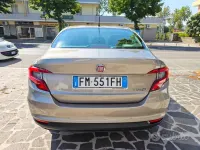 Usata Fiat Tipo Easy 95 CV (69 kW) 2017 Marrone Berlina