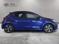 Usata Toyota Yaris Hybrid Trend 116 CV (85 kW) 2025 Juniper blu Berlina