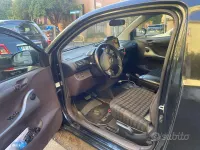 Usata Toyota iQ 68 CV (50 kW) 2009 Nero Utilitaria