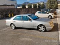 Usata Mercedes E250 Avantgarde 1996 Grigio Berlina
