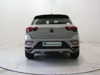 Usata VW T-Roc Style 110 CV (80 kW) 2023 Beige/bianco SUV