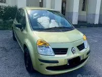 Usata Renault Modus 82 CV (60 kW) 2005 Verde Monovolume