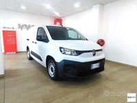 Usata Citroën Berlingo 101 CV (74 kW) 2025 Bianco Monovolume