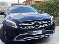 Usata Mercedes GLA180 109 CV (80 kW) 2018 Nero SUV