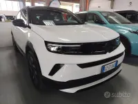 Usata Opel Mokka 131 CV (96 kW) 2024 Bianco SUV