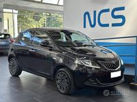 Usata Lancia Ypsilon Gold 69 CV (50 kW) 2021 Nero Utilitaria
