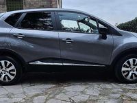 Usata Renault Captur 95 CV (69 kW) 2019 Grigio SUV
