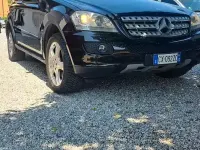 Usata Mercedes ML320 224 CV (164 kW) 2006 Nero SUV