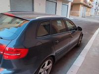 Usata Audi A3 140 CV (102 kW) 2010 Blu Utilitaria