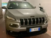 Usata Jeep Cherokee Night Eagle 185 CV (136 kW) 2016 Grigio SUV