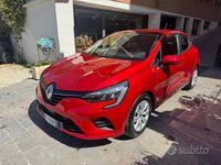 Usata Renault Clio V Intens 101 CV (74 kW) 2021 Rosso Utilitaria