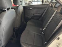 Usata Kia Rio Active 84 CV (61 kW) 2018 Grigio Berlina