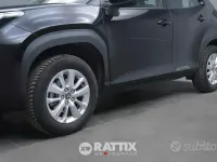 Usata Toyota Yaris Cross Active 92 CV (67 kW) 2025 Grigio SUV