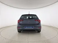 Usata VW Polo Life 80 CV (58 kW) 2023 Smoky grey metallizzato Utilitaria