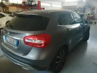Usata Mercedes GLA200 135 CV (99 kW) 2015 Grigio SUV