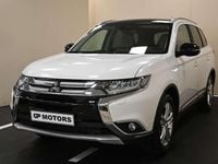 Usata Mitsubishi Outlander Instyle 150 CV (110 kW) 2016 Bianco SUV