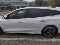 Usata Ford Focus 125 CV (91 kW) 2019 Bianco Station wagon