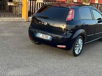 Usata Fiat Punto 65 CV (47 kW) 2010 Nero Utilitaria