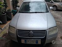 Usata VW Passat Highline 130 CV (95 kW) 2004 Grigio Station wagon