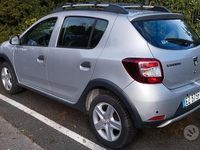 Begagnad Dacia Sandero 75 HK (55 kW) 2015 Grå Sedan