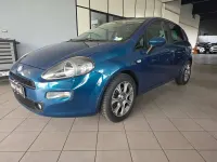 Usata Fiat Punto Lounge 95 CV (69 kW) 2012 Verde ottanio Utilitaria