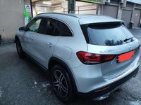 Usata Mercedes GLA180 116 CV (85 kW) 2022 Argento SUV