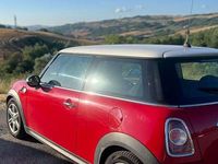 Usata Mini Cooper D 111 CV (81 kW) 2011 Rosso Utilitaria