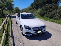 Usata Mercedes E200 Business 150 CV (110 kW) 2017 Bianco Berlina