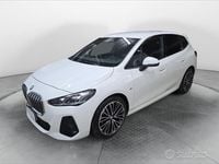 Usata BMW 218 Active Tourer Comfort Edition 150 CV (110 kW) 2024 Alpinweiss iii pastello Monovolume