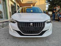Usata Peugeot 208 Active 101 CV (74 kW) 2023 Bianco Utilitaria