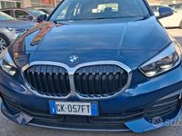 Usata BMW 118 Advantage 150 CV (110 kW) 2022 Blu/azzurro Utilitaria