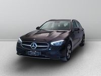 Usado Mercedes 220 200 CV (147 kW) 2021 Negro Familiar