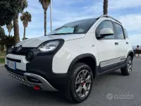 Usata Fiat Panda Cross Cross 85 CV (62 kW) 2022 Bianco Utilitaria