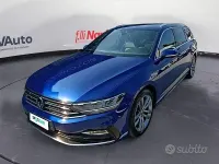 Usata VW Passat Executive 150 CV (110 kW) 2021 Bluazzurro Station wagon
