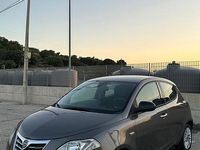 Usata Lancia Ypsilon Gold 95 CV (69 kW) 2017 Utilitaria