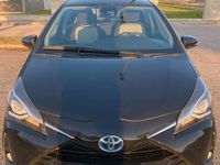 Usata Toyota Yaris Hybrid 111 CV (81 kW) 2019 Nero Berlina