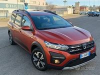 Usata Dacia Jogger Extreme 100 CV (73 kW) 2023 Arancione Monovolume