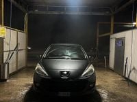 Usata Peugeot 207 88 CV (64 kW) 2009 Grigio Utilitaria