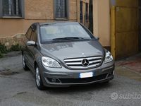Usata Mercedes B200 Chrome 140 CV (102 kW) 2006 Grigio Monovolume