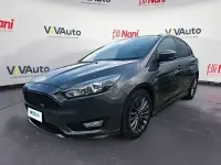 Usata Ford Focus ST-Line 120 CV (88 kW) 2017 Grigio scuro Utilitaria