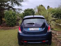 Usata Lancia Ypsilon 2015 Blu Utilitaria