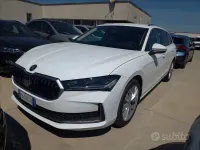 Nuova Skoda Superb Style 150 CV (110 kW) 2026 Bianco Station wagon