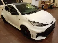 Nuova Toyota Yaris 280 CV (205 kW) 2025 Bianco Berlina